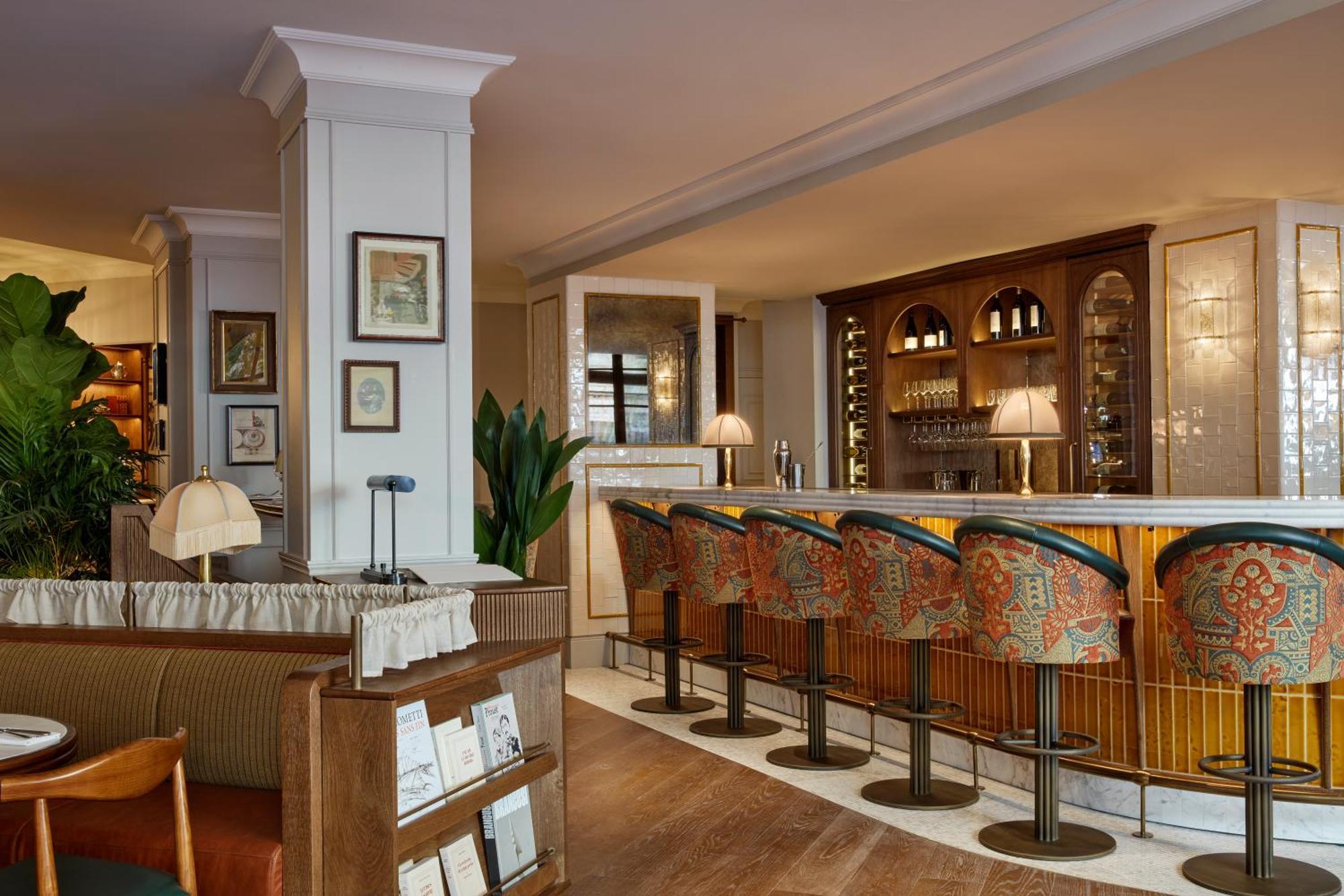 Miiro Le Grand Cayre Hotel 4*