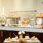 Miiro Le Grand Hotel Cayre